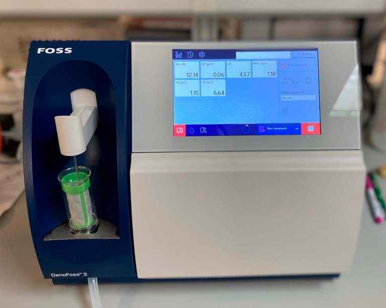 Refuerzo de equipamiento en el área de bio-compuestos con funcionalidades fitosanitarias y estimulantes