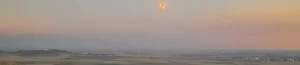 Eclipse solar observado sobre un paisaje de campos de cultivo Autilla del pino , una imagen que une agricultura, territorio y naturaleza.